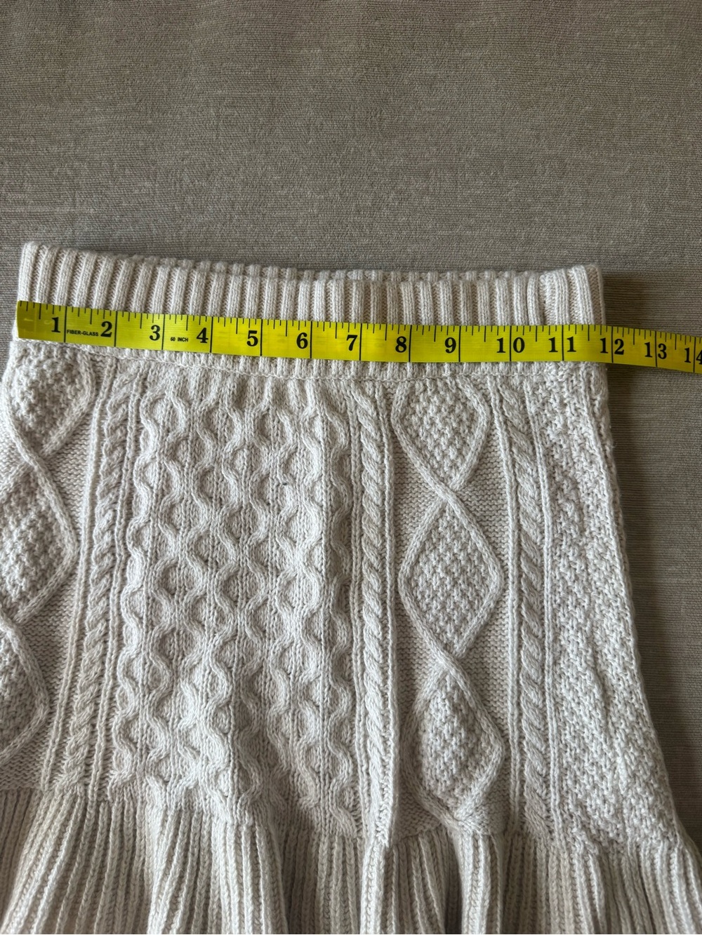 Abercrombie Kids Cable Knit Sweater Skirt 11/12 Ivory Ruffle Hem Cozy Preppy - Picture 5 of 6